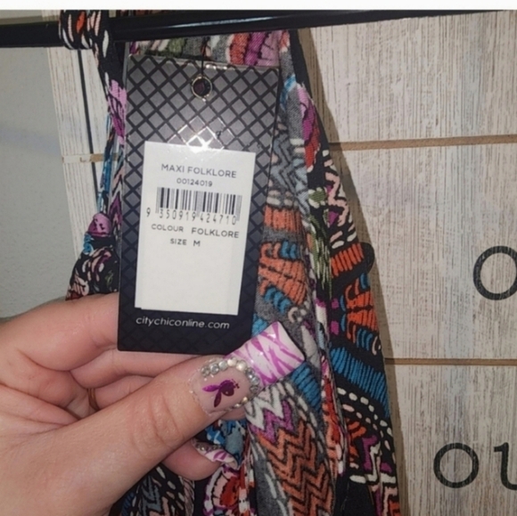 NWT CITY CHIC 18 FOLKLORE MAXI HALTER DRESS - Picture 5 of 5